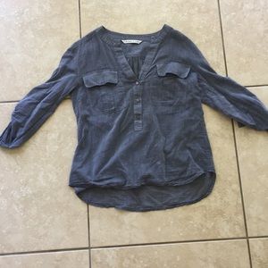 Trina Turk blue/grey quarter button up